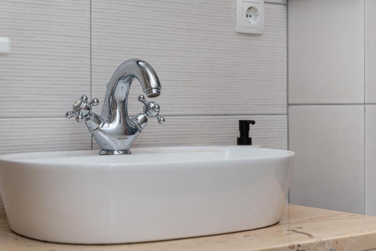 Modern Rustic Villa Kate Benkovac Buitenkant foto